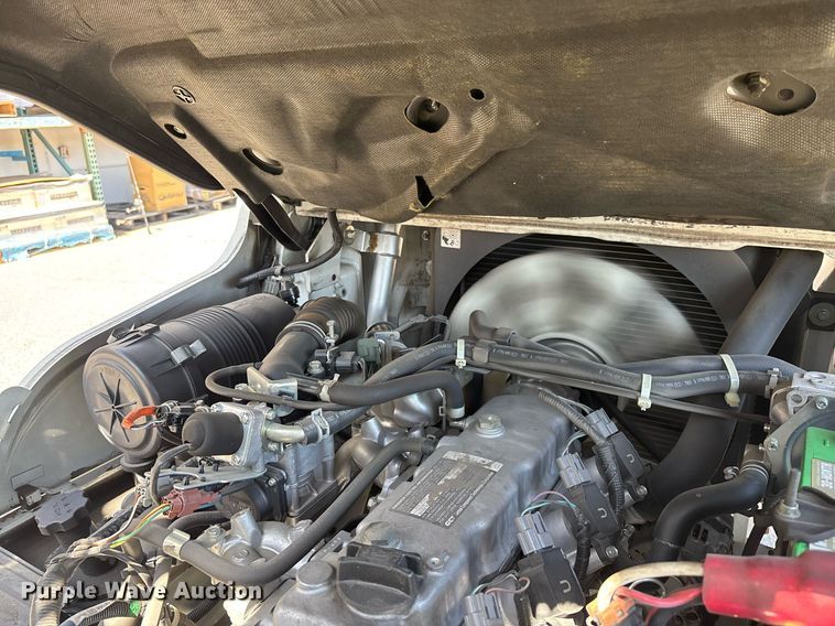 image for item DH8633 2017 UniCarriers PF50 forklift