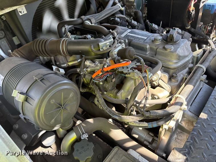 image for item DH8633 2017 UniCarriers PF50 forklift