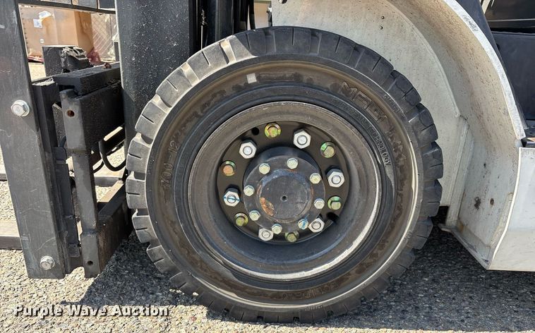 image for item DH8633 2017 UniCarriers PF50 forklift