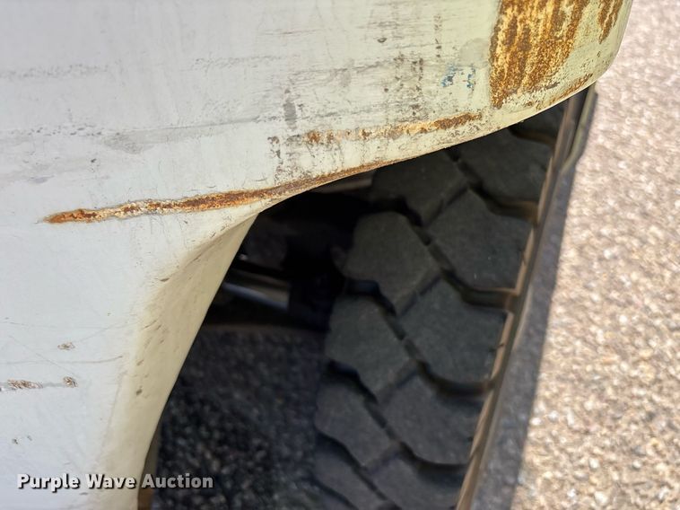 image for item DH8633 2017 UniCarriers PF50 forklift