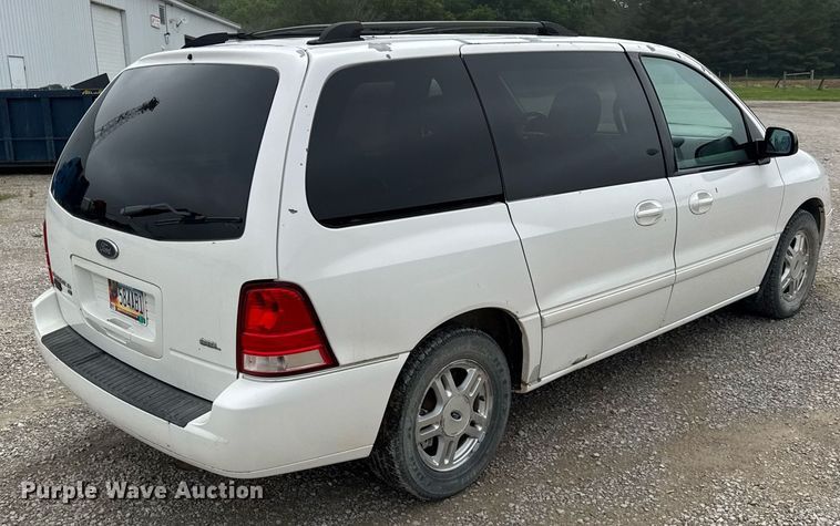 image for item DI9001 2006 Ford Freestyle van