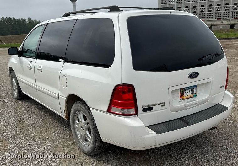 image for item DI9001 2006 Ford Freestyle van