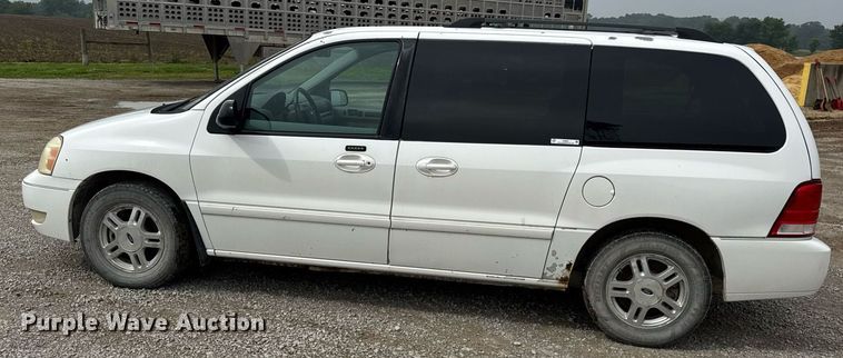 image for item DI9001 2006 Ford Freestyle van