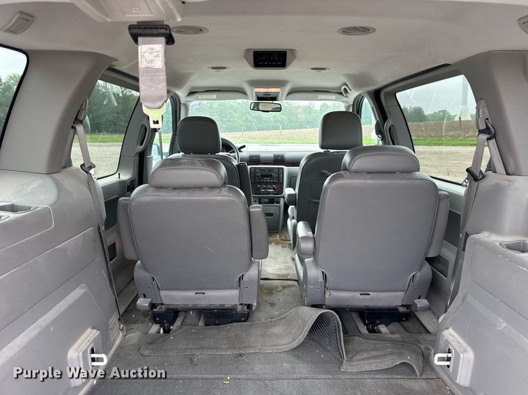 image for item DI9001 2006 Ford Freestyle van