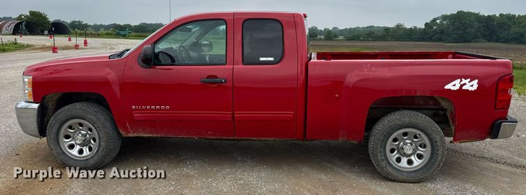 image for item DI9031 2012 Chevrolet Silverado 1500 Ext. Cab pickup truck