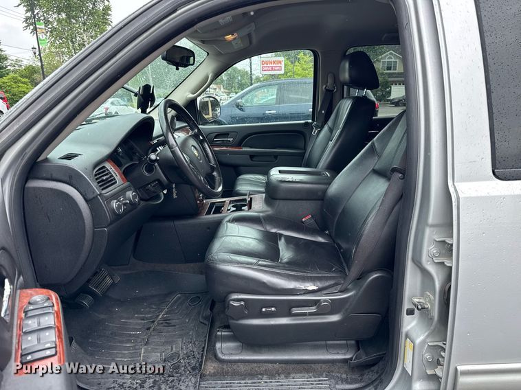 image for item DI9058 2010 Chevrolet Tahoe LT SUV