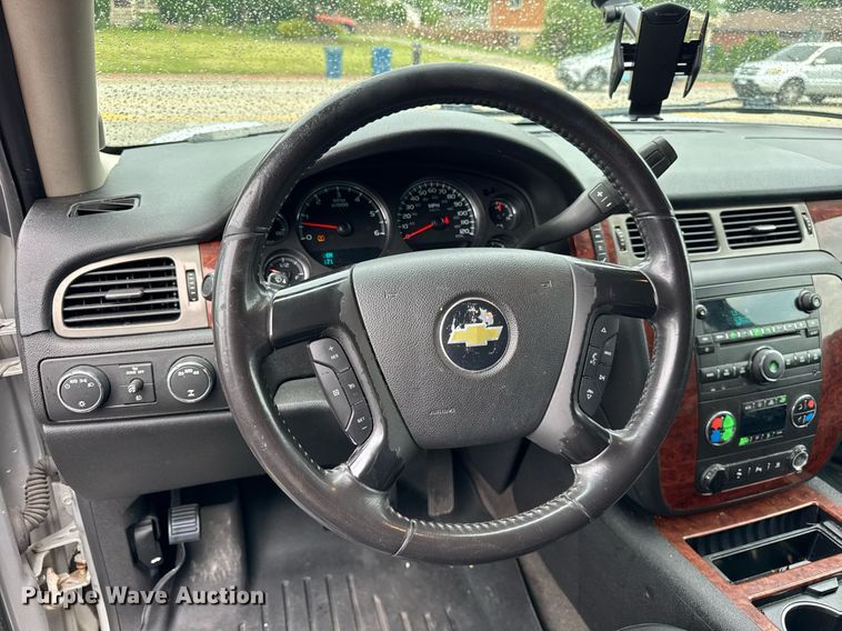 image for item DI9058 2010 Chevrolet Tahoe LT SUV