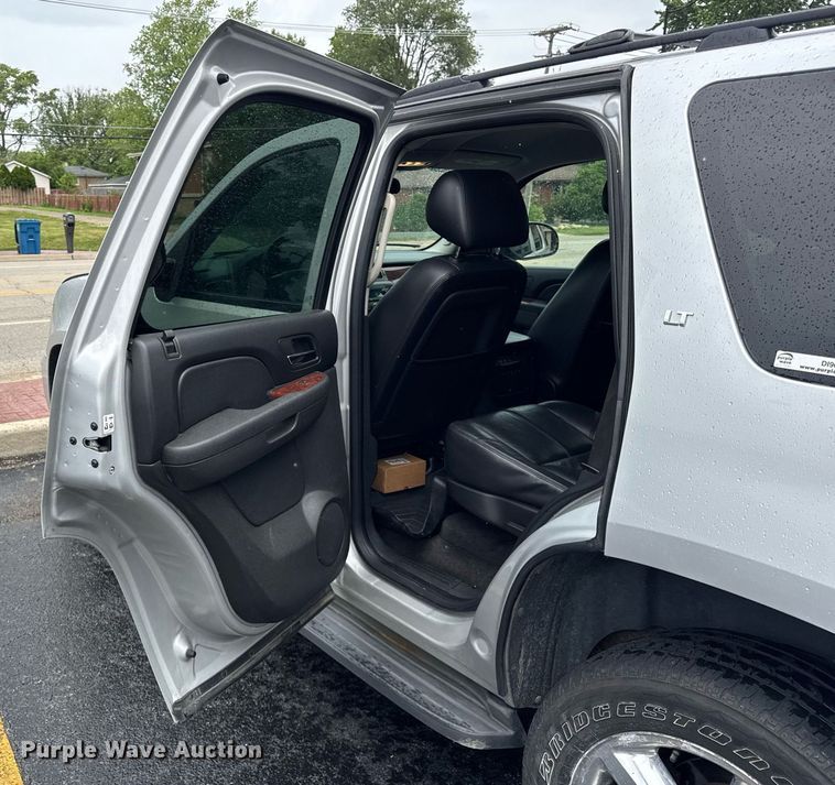 image for item DI9058 2010 Chevrolet Tahoe LT SUV