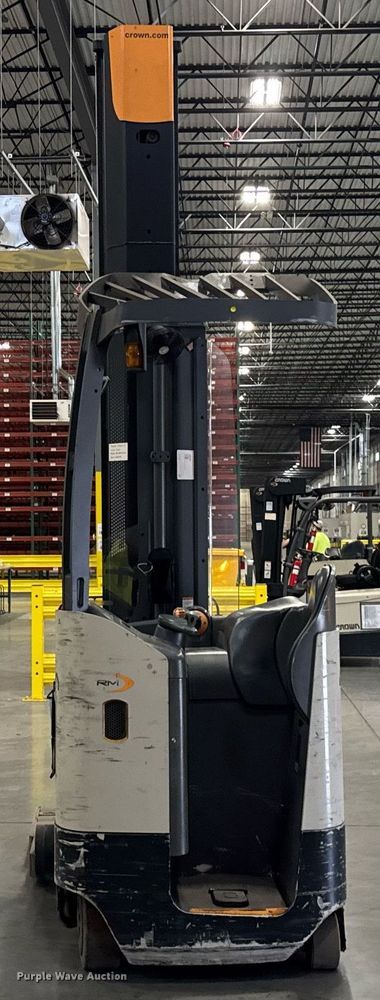 image for item DI9081 2016 Crown RM6025-45 reach truck