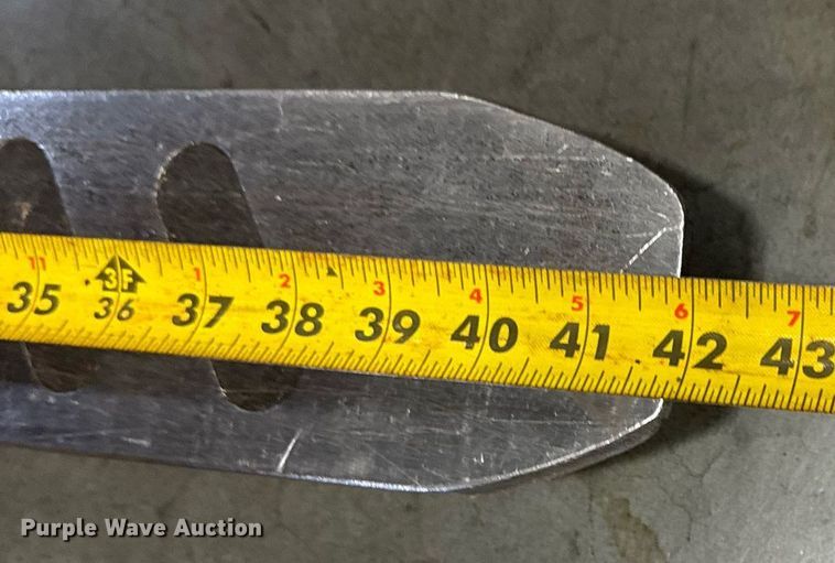 image for item DI9081 2016 Crown RM6025-45 reach truck