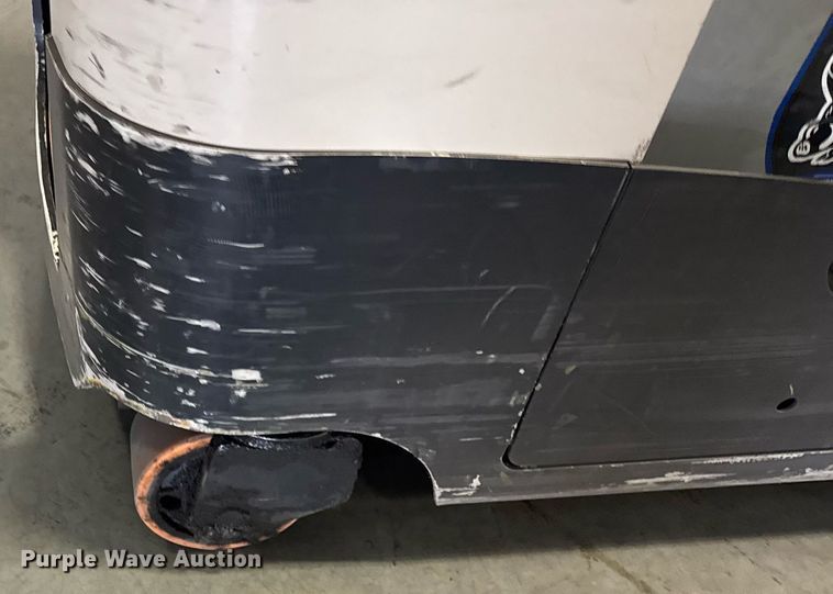 image for item DI9081 2016 Crown RM6025-45 reach truck