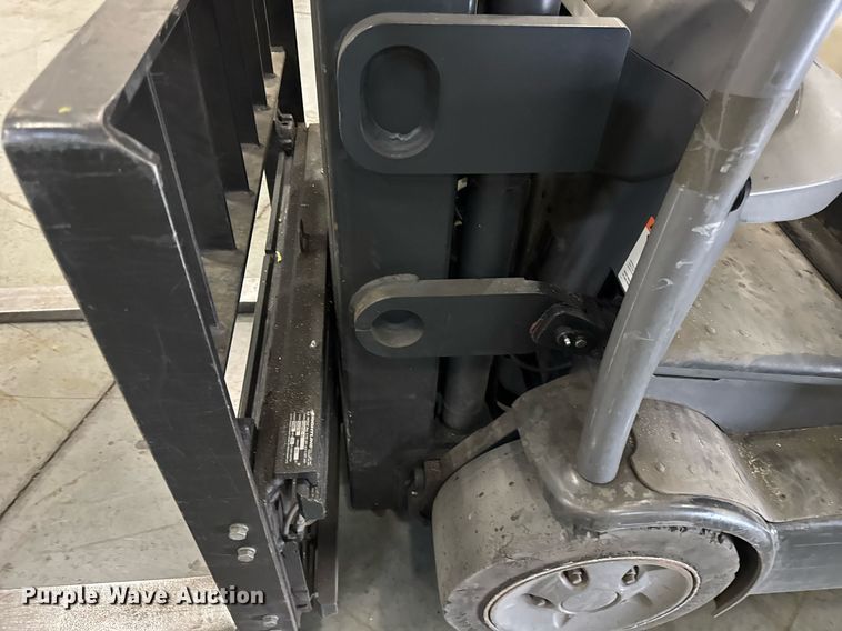 image for item DI9086 2014 Crown SC5245-40 forklift