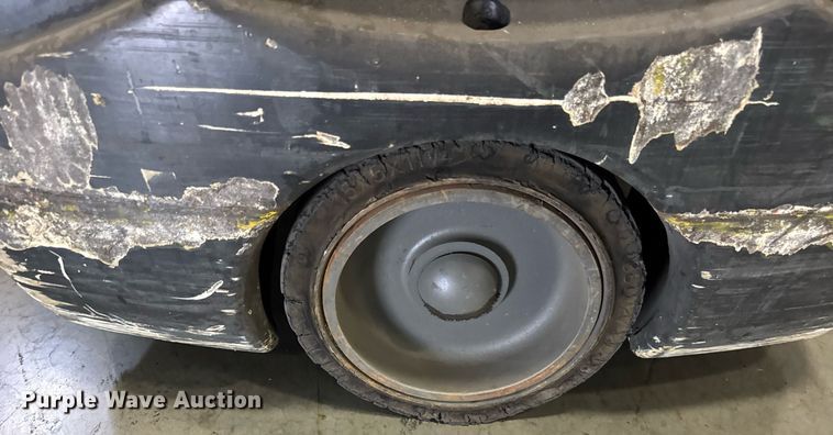 image for item DI9086 2014 Crown SC5245-40 forklift