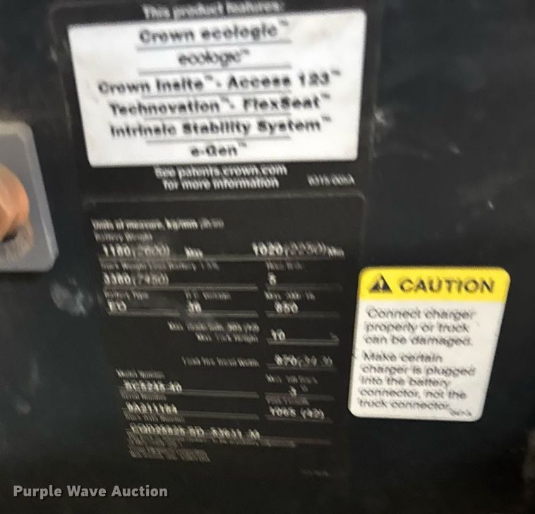 image for item DI9086 2014 Crown SC5245-40 forklift