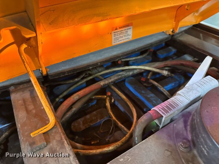 image for item DI9087 2016 Crown SP4050-30 order picker