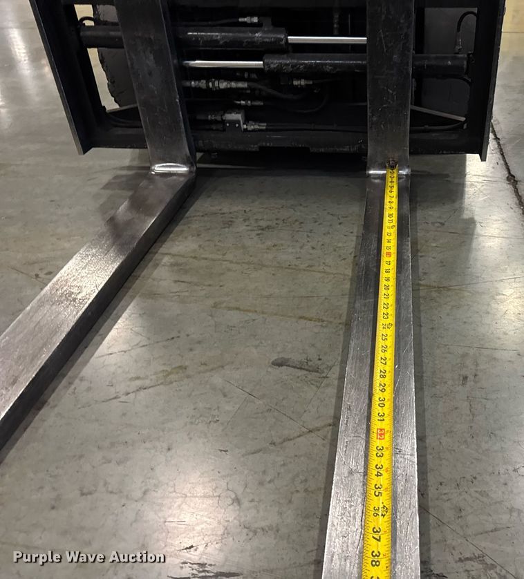 image for item DI9088 2014 Crown SC5245-40 forklift