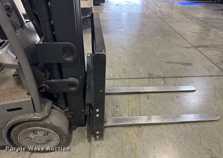 image for item DI9088 2014 Crown SC5245-40 forklift