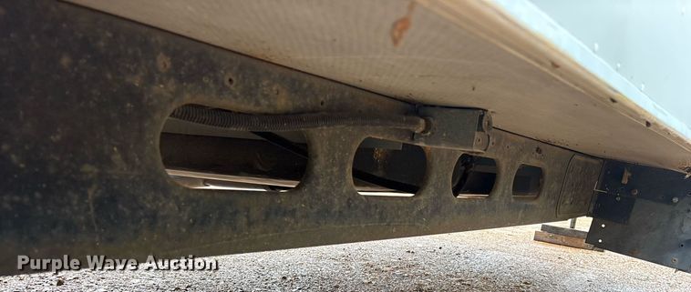 image for item DM1913 2005 Aerolite 29 QBH camper