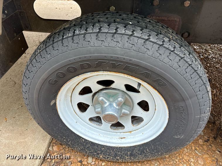 image for item DM1913 2005 Aerolite 29 QBH camper