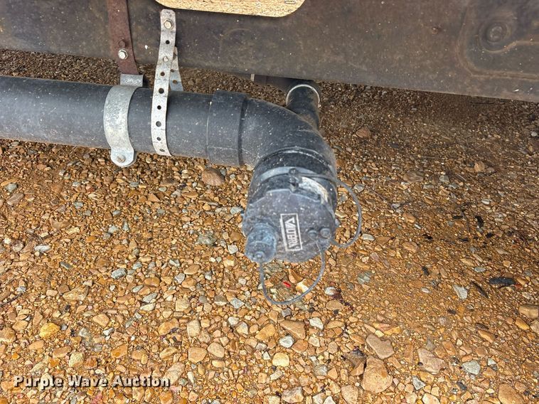 image for item DM1913 2005 Aerolite 29 QBH camper