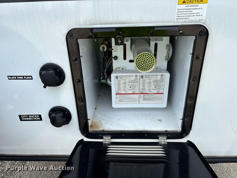 image for item DM1930 2025 Forest River Prime Time Tracer Ultra-Lite TRT308BRDLE camper