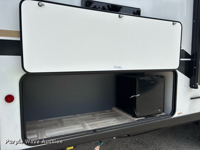 image for item DM1930 2025 Forest River Prime Time Tracer Ultra-Lite TRT308BRDLE camper