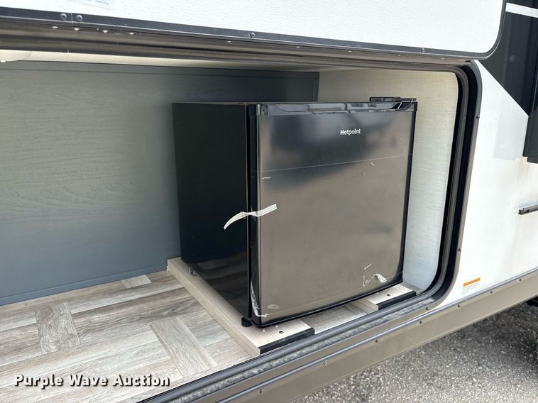 image for item DM1930 2025 Forest River Prime Time Tracer Ultra-Lite TRT308BRDLE camper