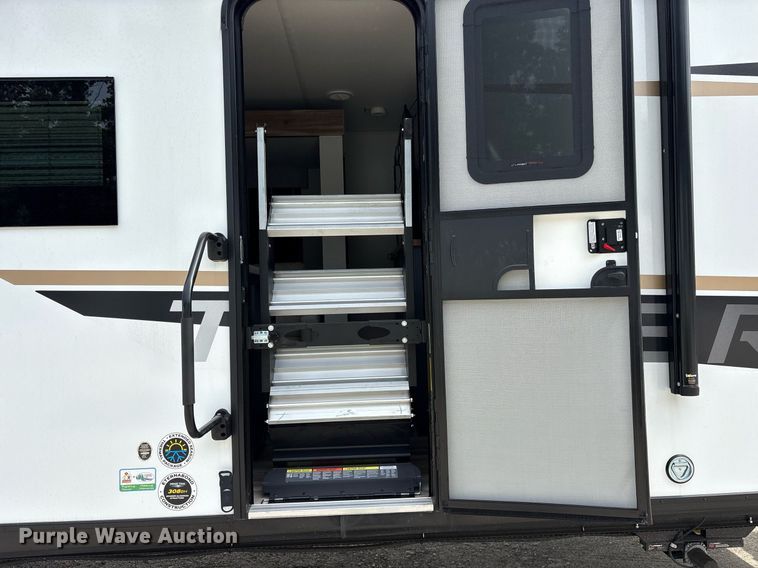 image for item DM1930 2025 Forest River Prime Time Tracer Ultra-Lite TRT308BRDLE camper