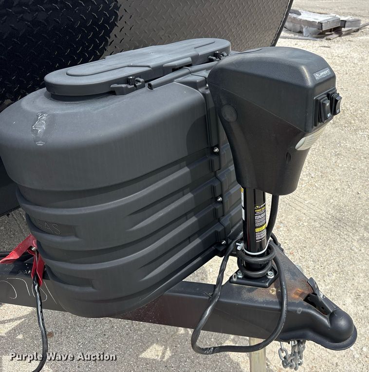 image for item DM1930 2025 Forest River Prime Time Tracer Ultra-Lite TRT308BRDLE camper