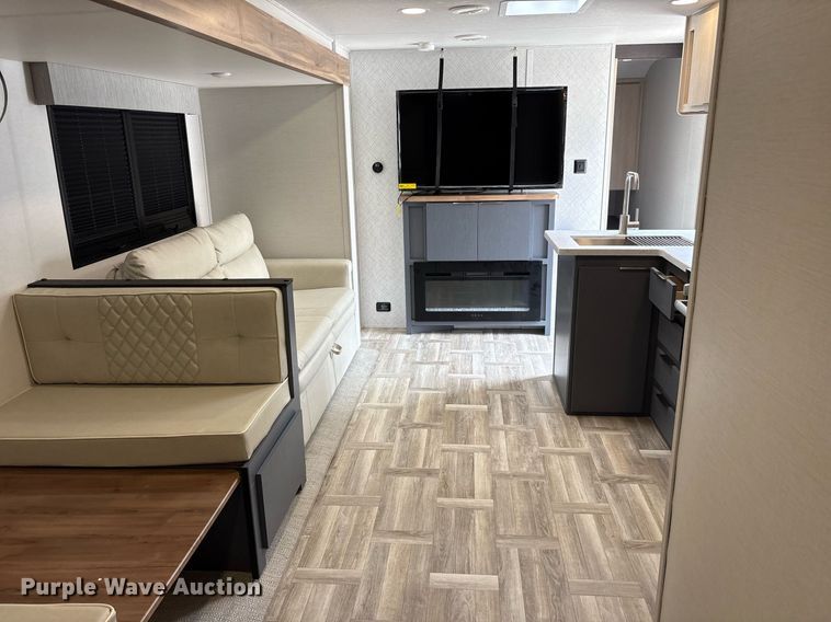 image for item DM1930 2025 Forest River Prime Time Tracer Ultra-Lite TRT308BRDLE camper