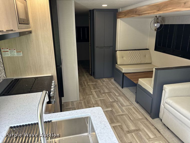 image for item DM1930 2025 Forest River Prime Time Tracer Ultra-Lite TRT308BRDLE camper