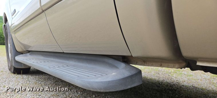 image for item DP6401 2001 Ford F250 Super Duty Lariat  SuperCab pickup truck