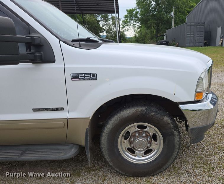 image for item DP6401 2001 Ford F250 Super Duty Lariat  SuperCab pickup truck