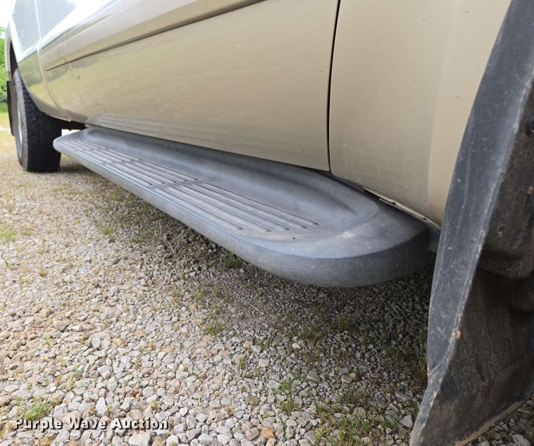 image for item DP6401 2001 Ford F250 Super Duty Lariat  SuperCab pickup truck