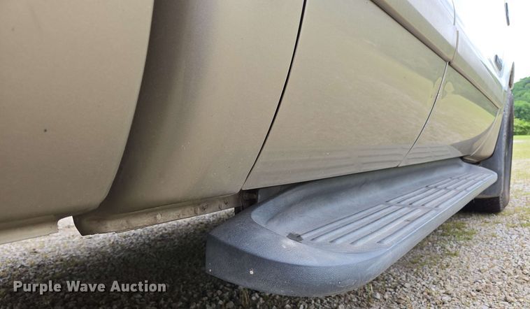 image for item DP6401 2001 Ford F250 Super Duty Lariat  SuperCab pickup truck