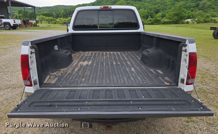 image for item DP6401 2001 Ford F250 Super Duty Lariat  SuperCab pickup truck