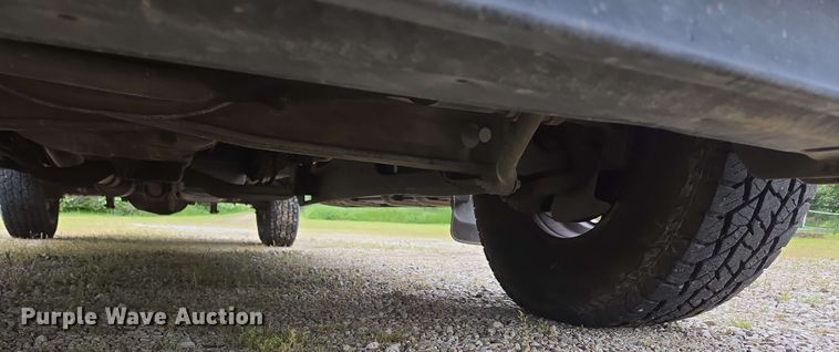 image for item DP6401 2001 Ford F250 Super Duty Lariat  SuperCab pickup truck