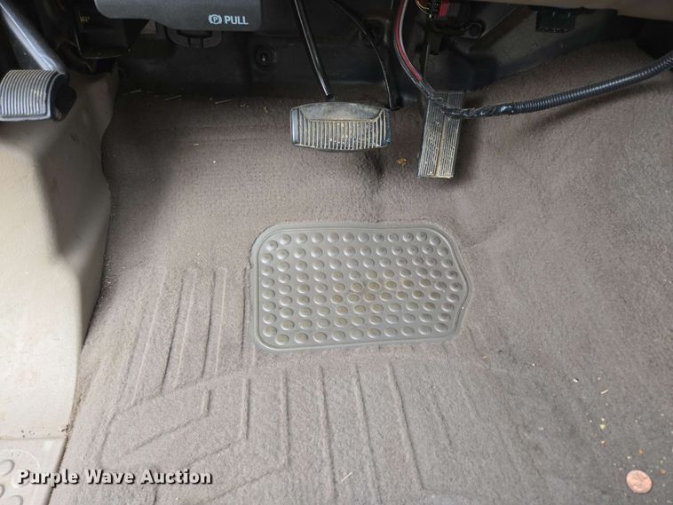 image for item DP6401 2001 Ford F250 Super Duty Lariat  SuperCab pickup truck