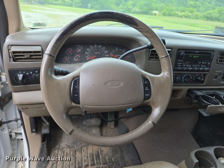 image for item DP6401 2001 Ford F250 Super Duty Lariat  SuperCab pickup truck