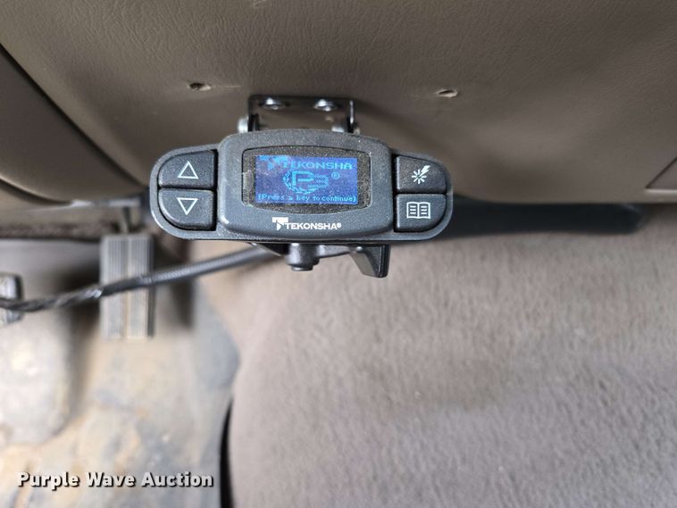 image for item DP6401 2001 Ford F250 Super Duty Lariat  SuperCab pickup truck