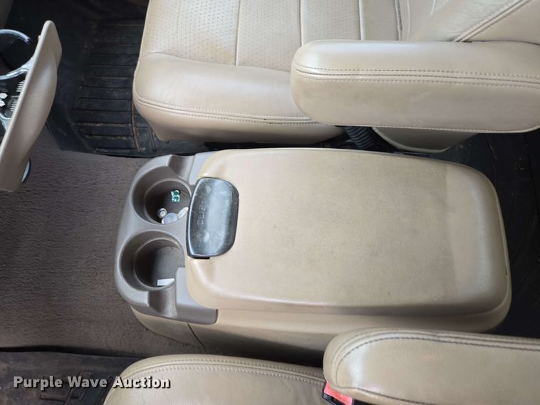 image for item DP6401 2001 Ford F250 Super Duty Lariat  SuperCab pickup truck