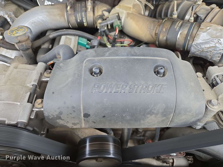 image for item DP6401 2001 Ford F250 Super Duty Lariat  SuperCab pickup truck