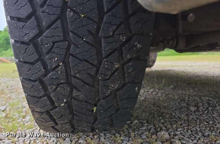 image for item DP6401 2001 Ford F250 Super Duty Lariat  SuperCab pickup truck