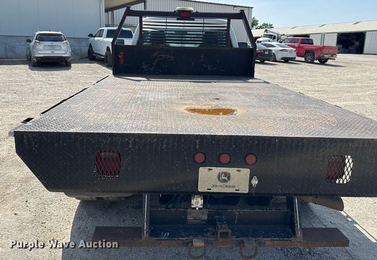 image for item DR2829 2016 Ford F550 flatbed truck