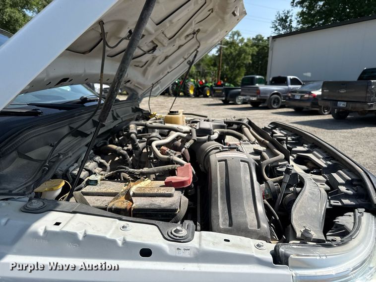 image for item DR2829 2016 Ford F550 flatbed truck