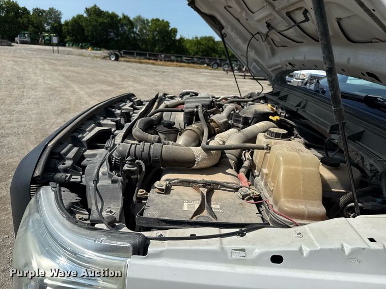 image for item DR2829 2016 Ford F550 flatbed truck