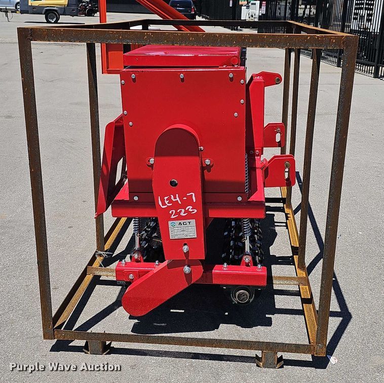 image for item DR3834 2025 AGT LE4 STSD10 seeder