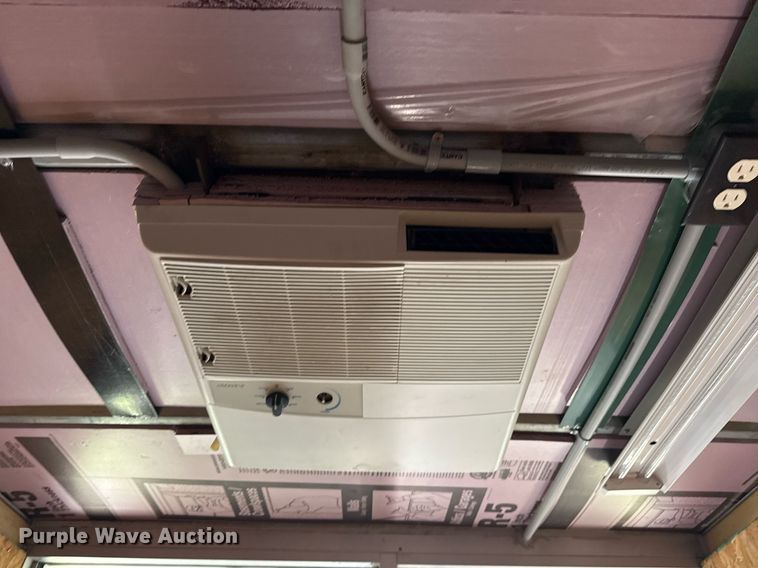 image for item DS3751 2012 Belmont Machine Utility GN20 glass transport trailer