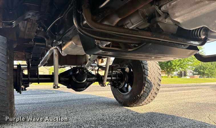 image for item DS3755 1995 Ford Bronco Eddie Bauer SUV