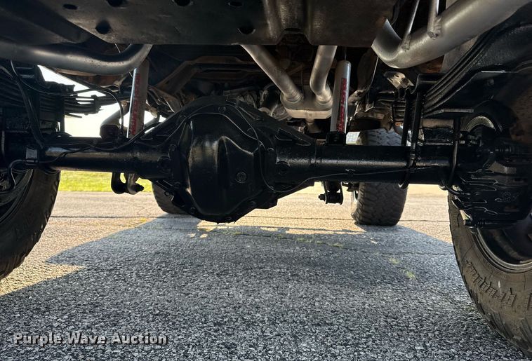 image for item DS3755 1995 Ford Bronco Eddie Bauer SUV